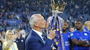 El técnico italiano se proclamó campeón de la Premier League con el Leicester City. Foto: Getty