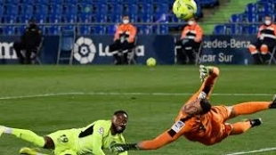 Moussa Dembelé se abre hueco en el once del Atlético. Foto: Goal.com