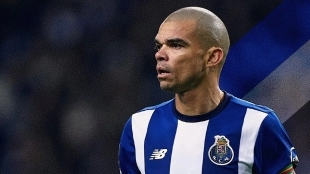 Pepe seguirá en el Oporto / Legal Sport