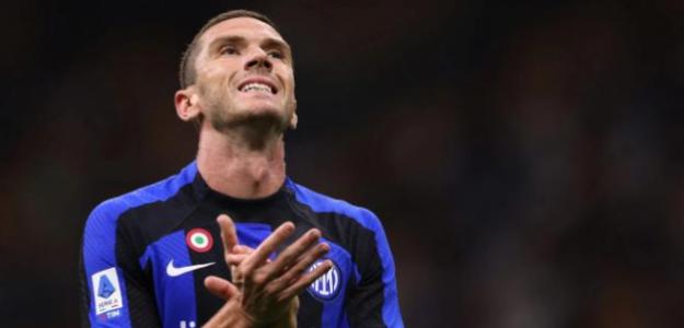 Los 6 posibles sustitutos de Robin Gosens en el Inter de Milán
