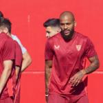 La complicada situación del Sevilla en defensa