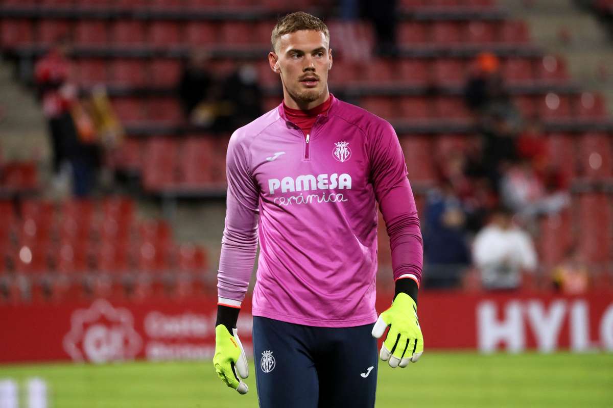 Filip Jorgensen debutó en LaLiga con el Villarreal / AFP