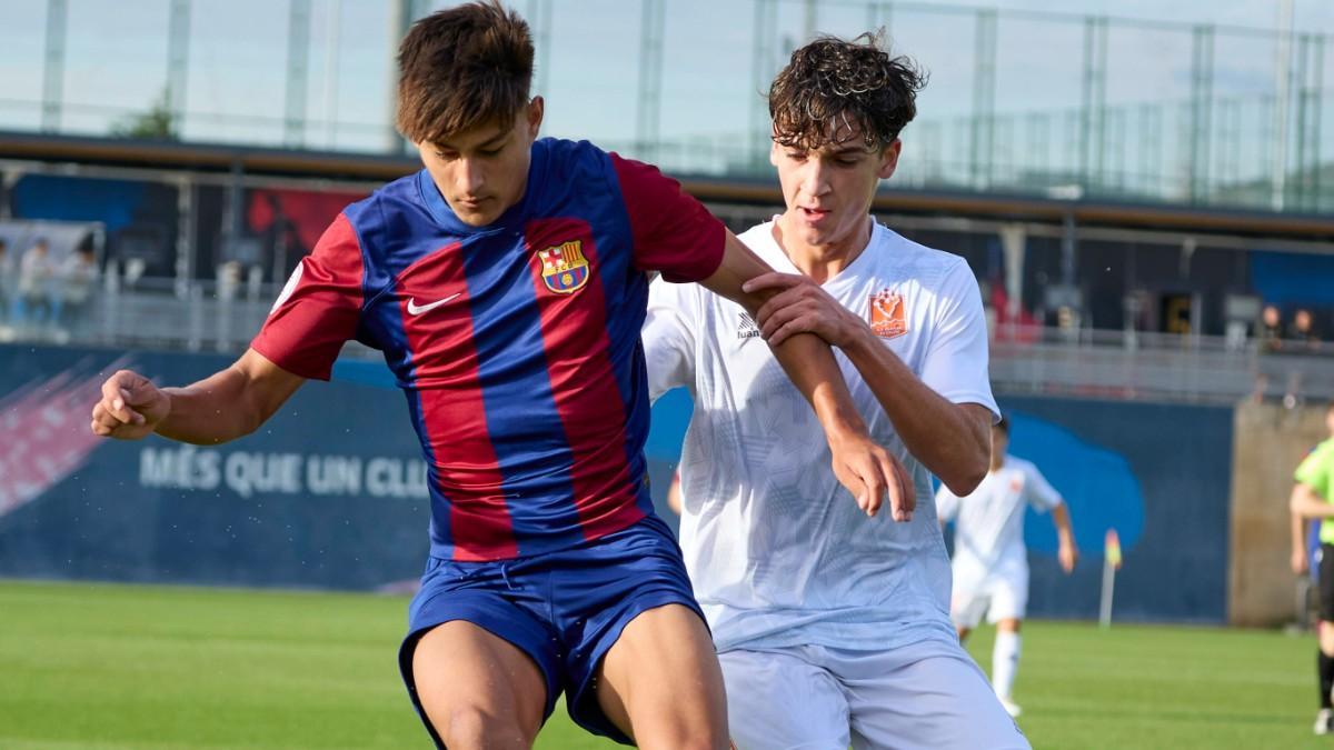 Brian Fariñas, en un partido con el Juvenil A del Barcelona / Dani Barbeito
