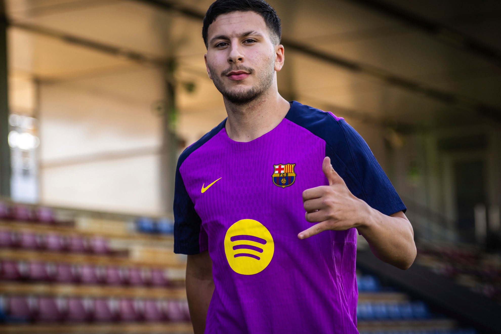 Roony Bardghji quedaba relegado a un tercer plano con las llegadas de Gordon y Adeyemi / FC Barcelona