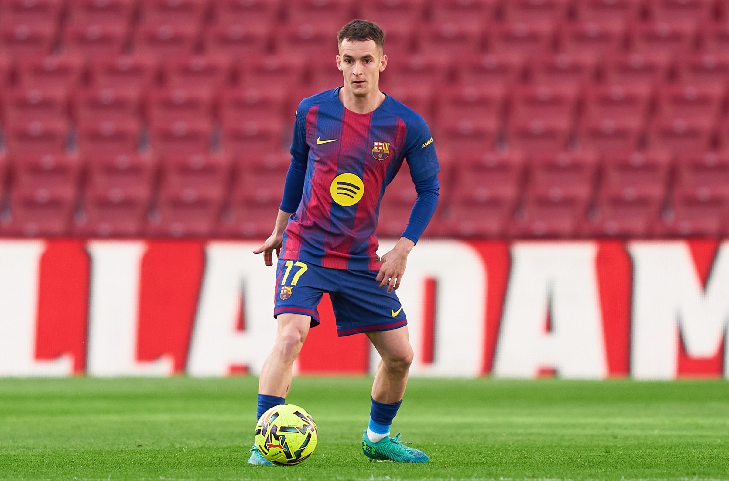 Flick pone un ultimátum a una joya del Barcelona: "Mejoras o te vas"