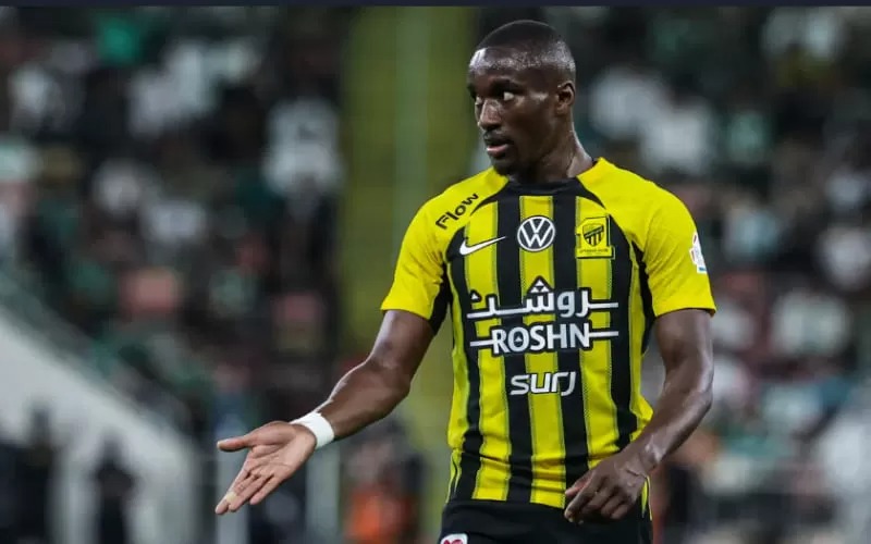 Diaby cerca del Inter