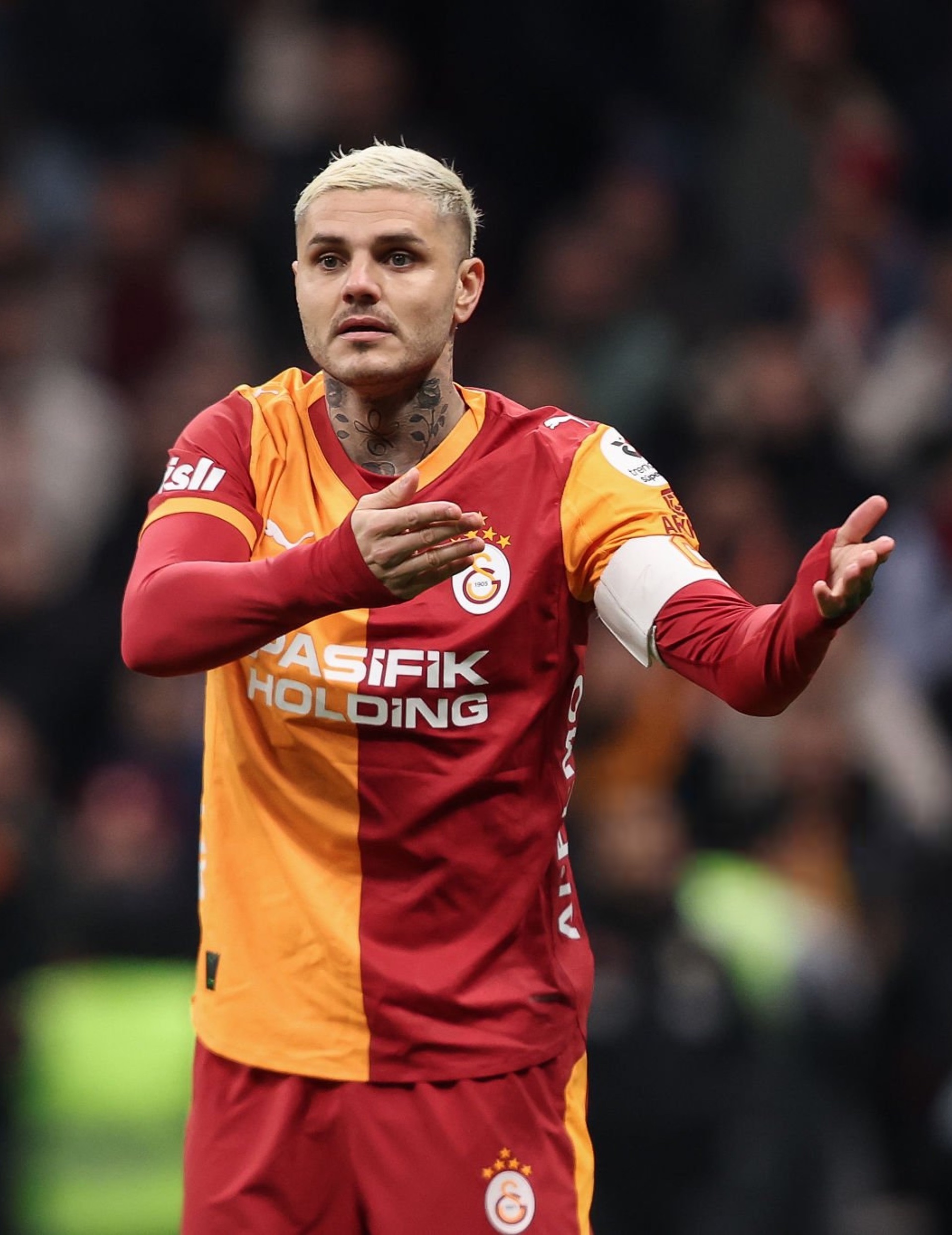 El Real Betis evalúa el fichaje del delantero centro Mauro Icardi tras la lesión de Cucho Hernández