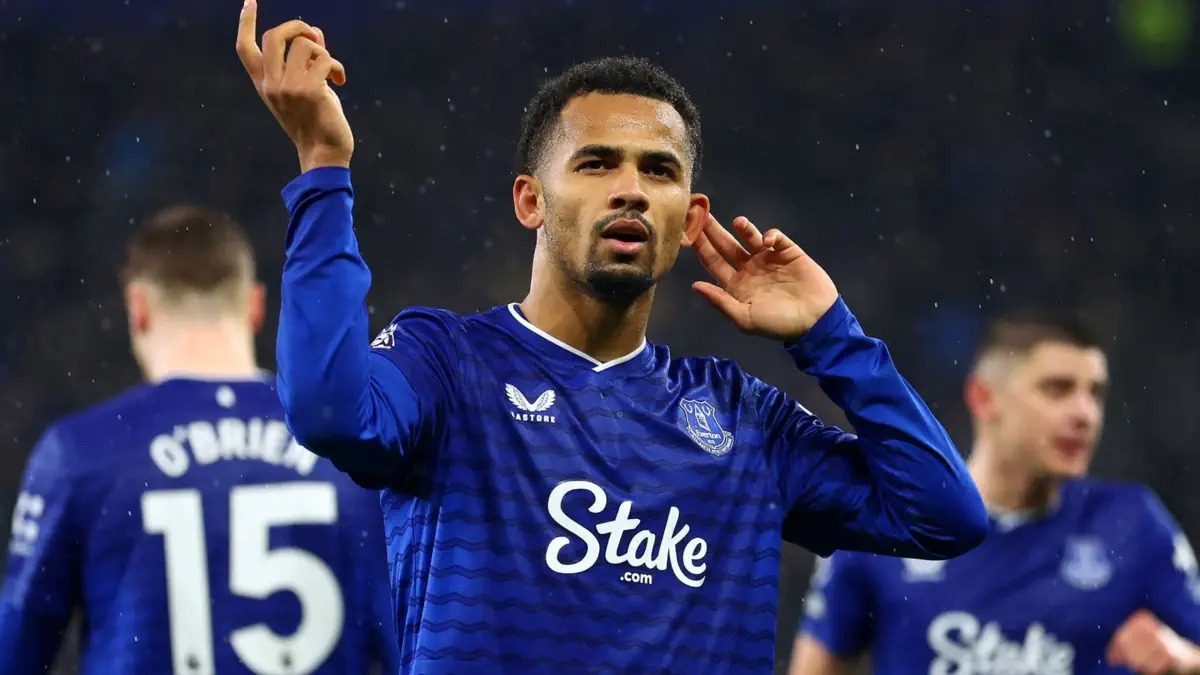 Manchester United - Iliman Ndiaye