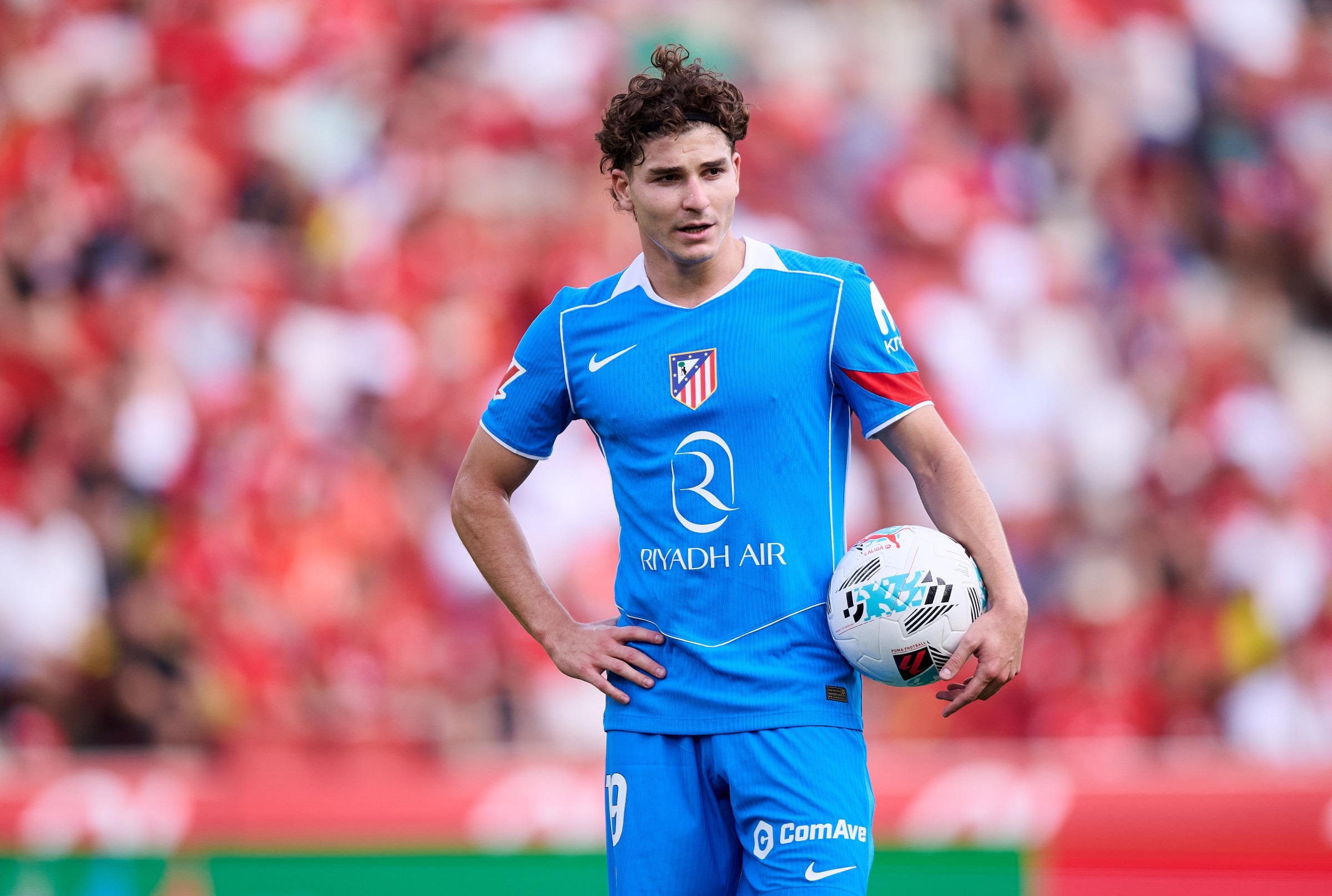 Offer of 150 million for Julián Álvarez