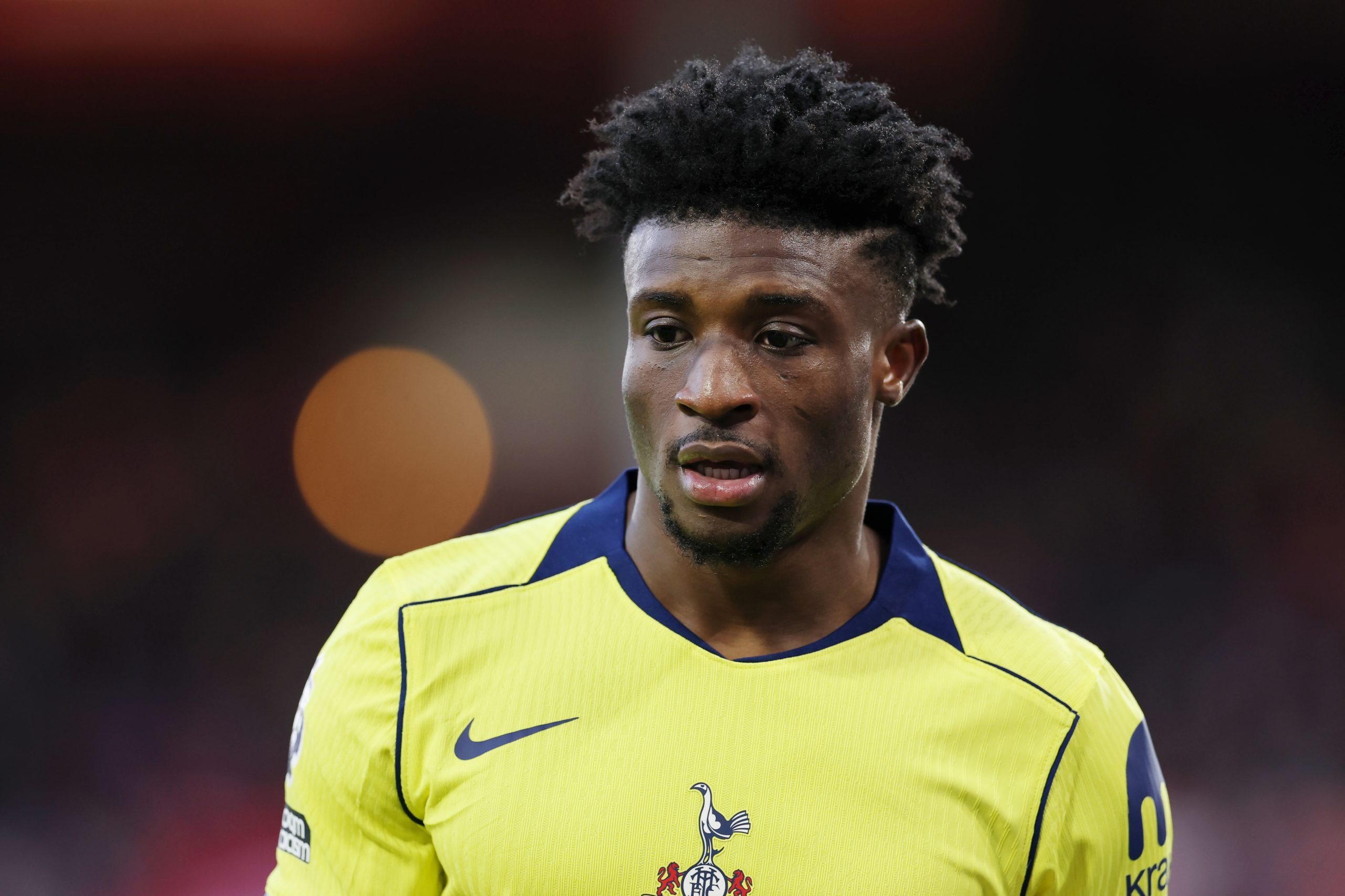 Atlético de Madrid has closed its first summer signing