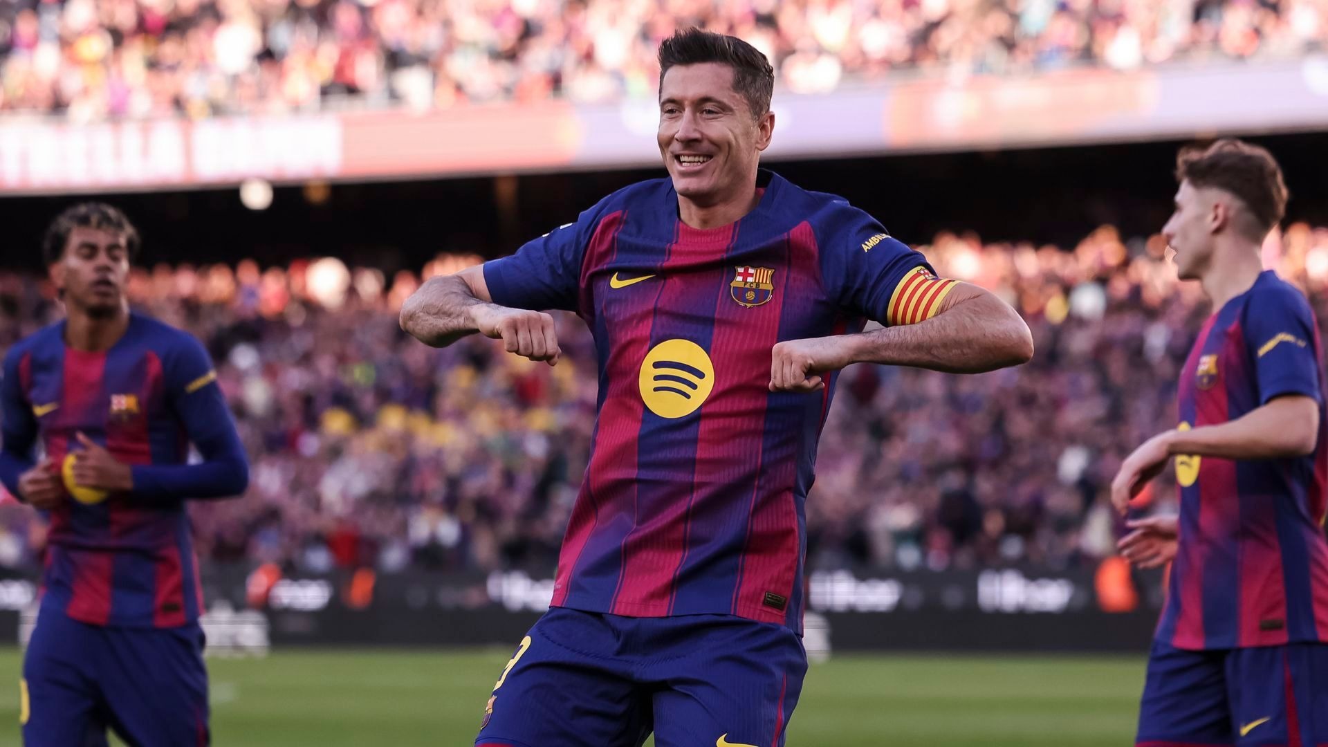 Lewandowski tiene ofertas pero quiere quedarse