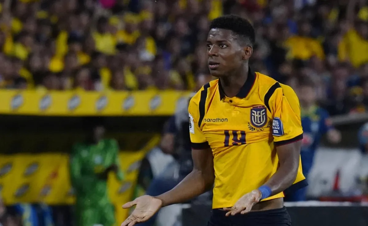 Sevilla y Villarreal - Nilson Angulo