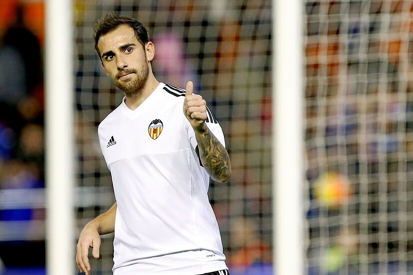 Paco Alcácer tiene un pie de vuelta en el Valencia