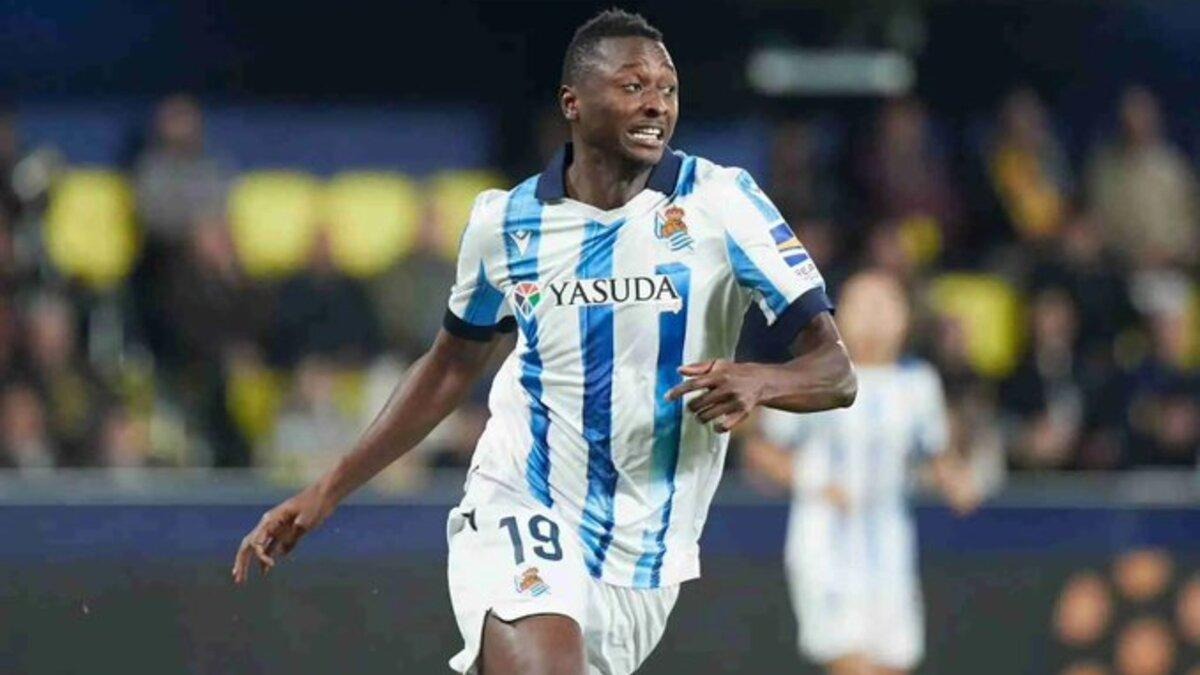 Sadiq remains with Real Sociedad