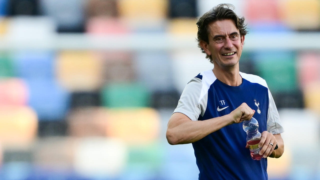 Thomas Frank quiere un mediapunta