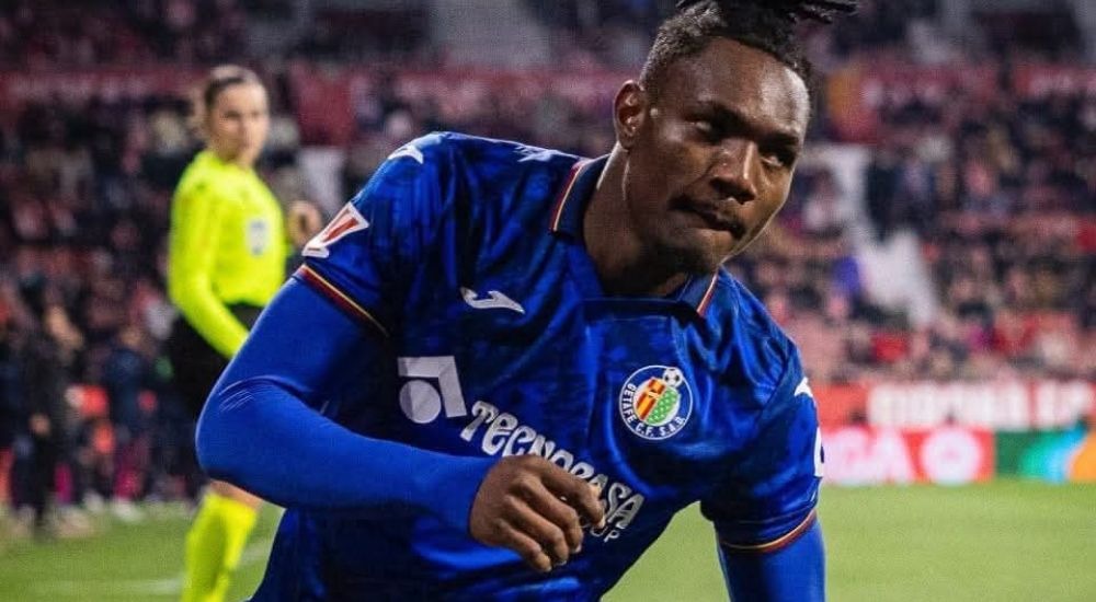 El Betis quiere fichar a Uche
