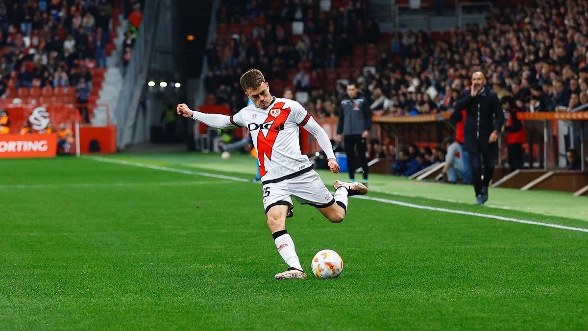 Pep Chavarría jugará en el Chelsea / Rayo Vallecano SAD