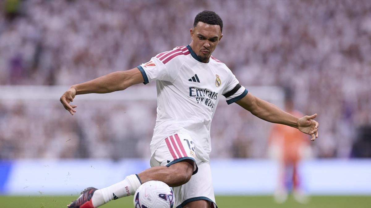 Alexander-Arnold no volverá al Liverpool
