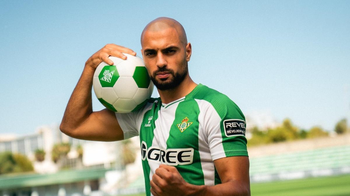 Amrabat sigue presionando por el Betis