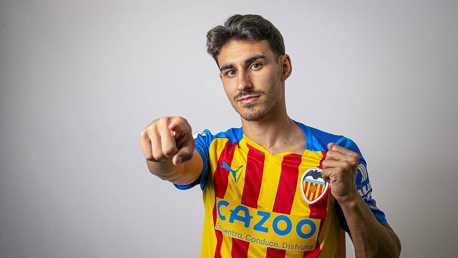 André Almeida, out of Valencia's plans