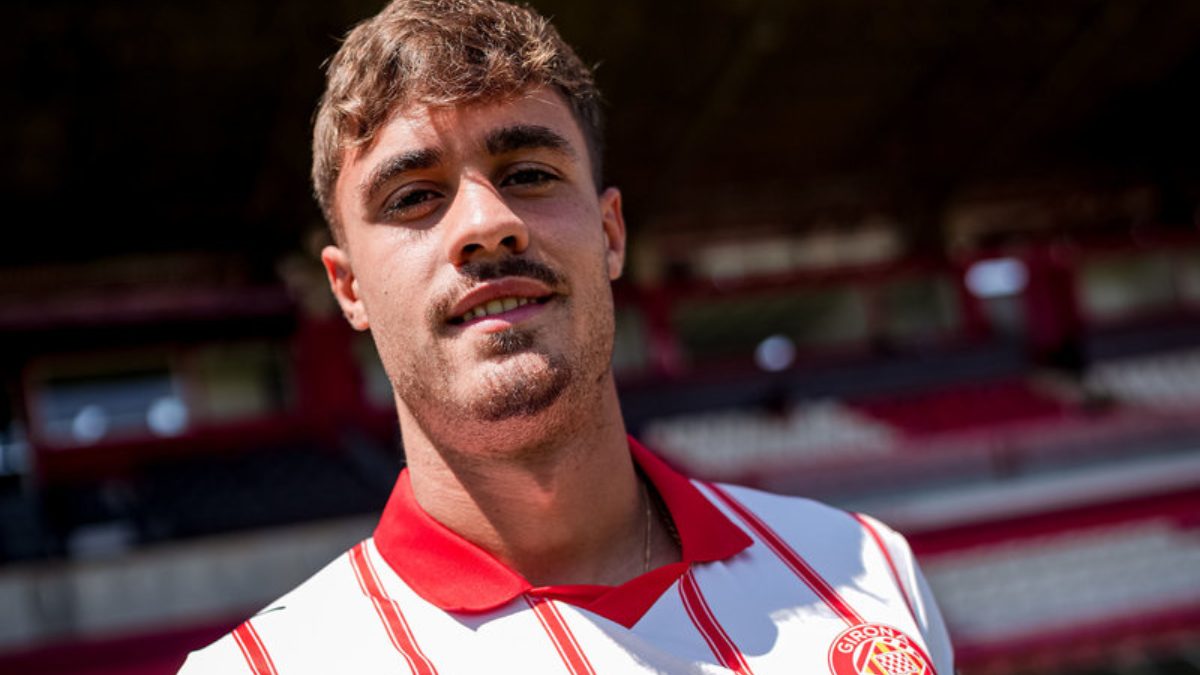 Hugo Rincón durante su presentación con el Girona