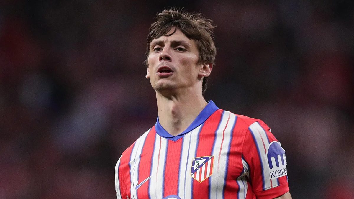 Robin Le Normand durante un partido con el Atlético de Madrid
