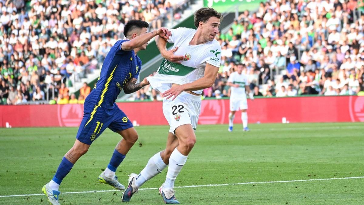 David Affengruber durante un Elche - Atlético de Madrid