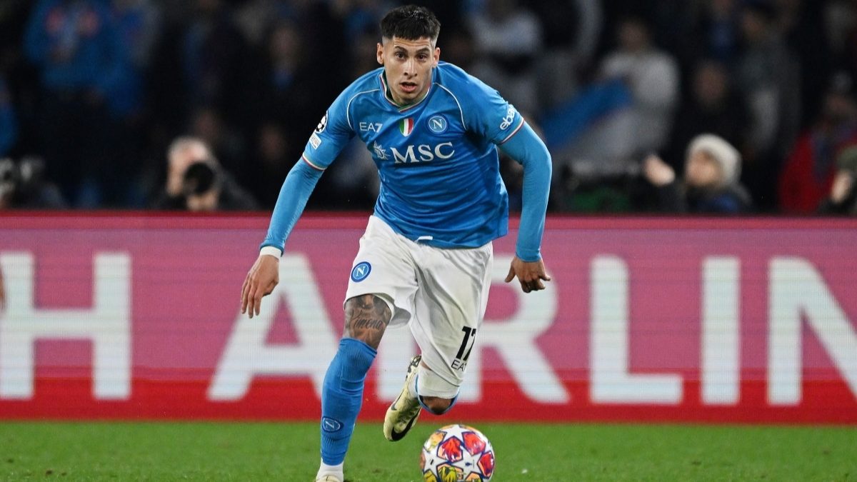 Mathías Olivera, lateral que pertenece al Napoli