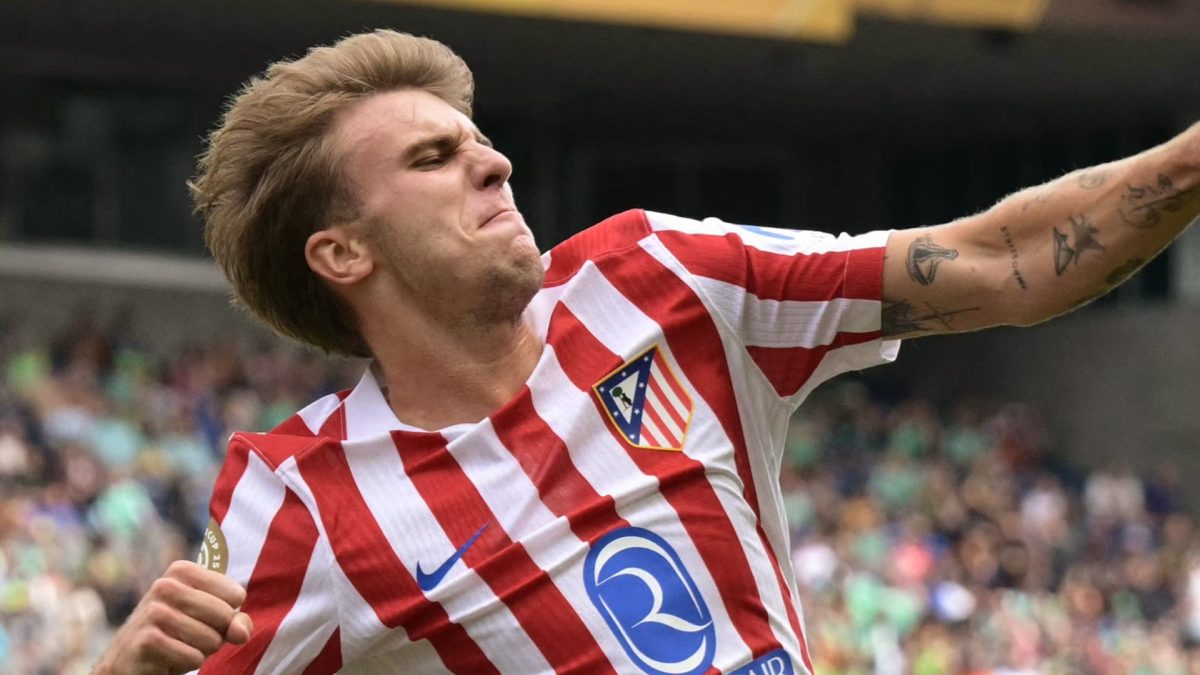 Pablo Barrios celebra un gol con el Atlético de Madrid