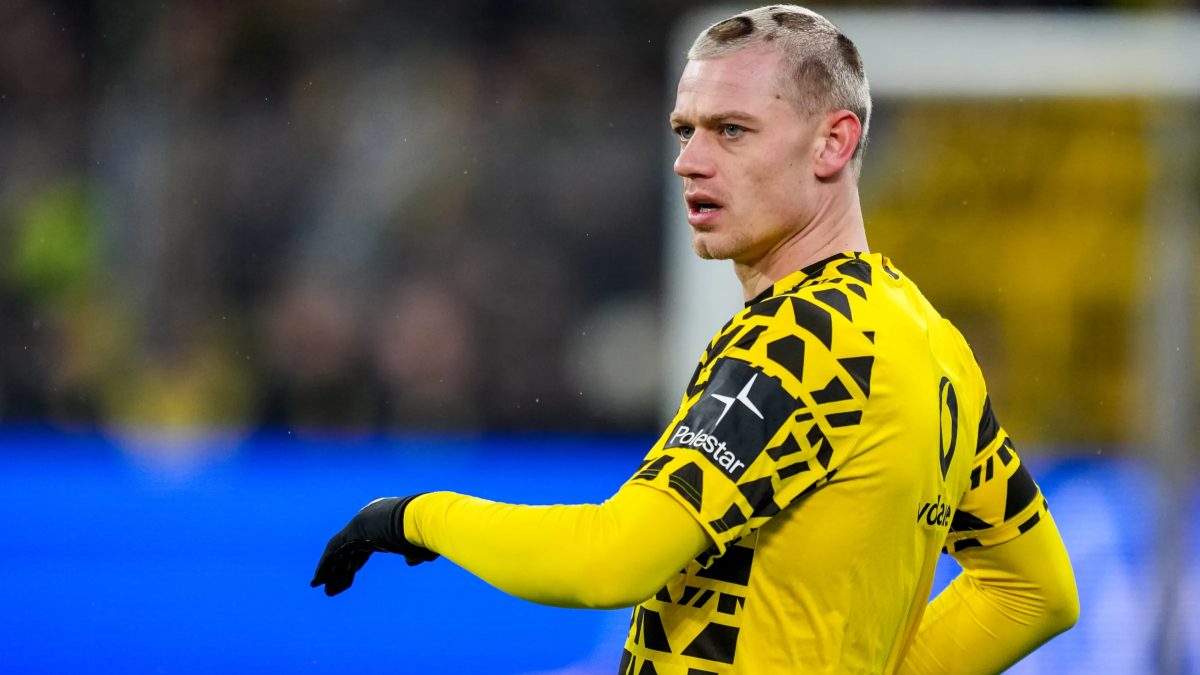 Julian Ryerson durante un partido con el Borussia Dortmund