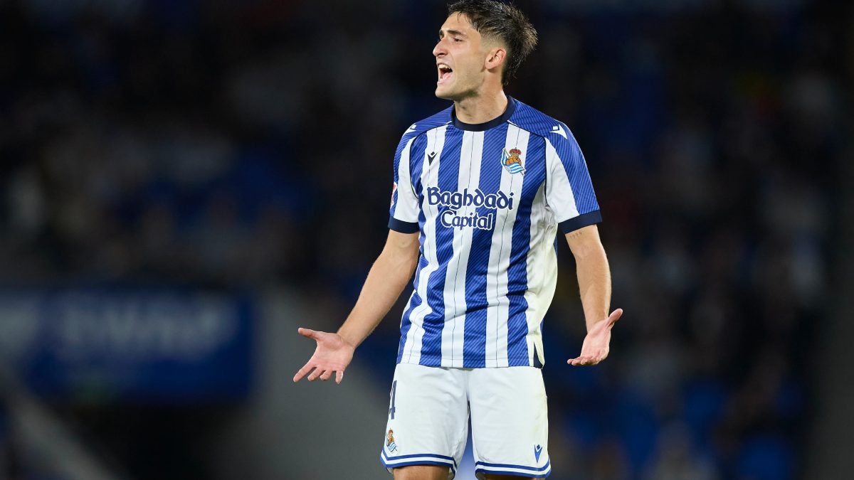 Jon Gorrotxategi durante un partido con la Real Sociedad