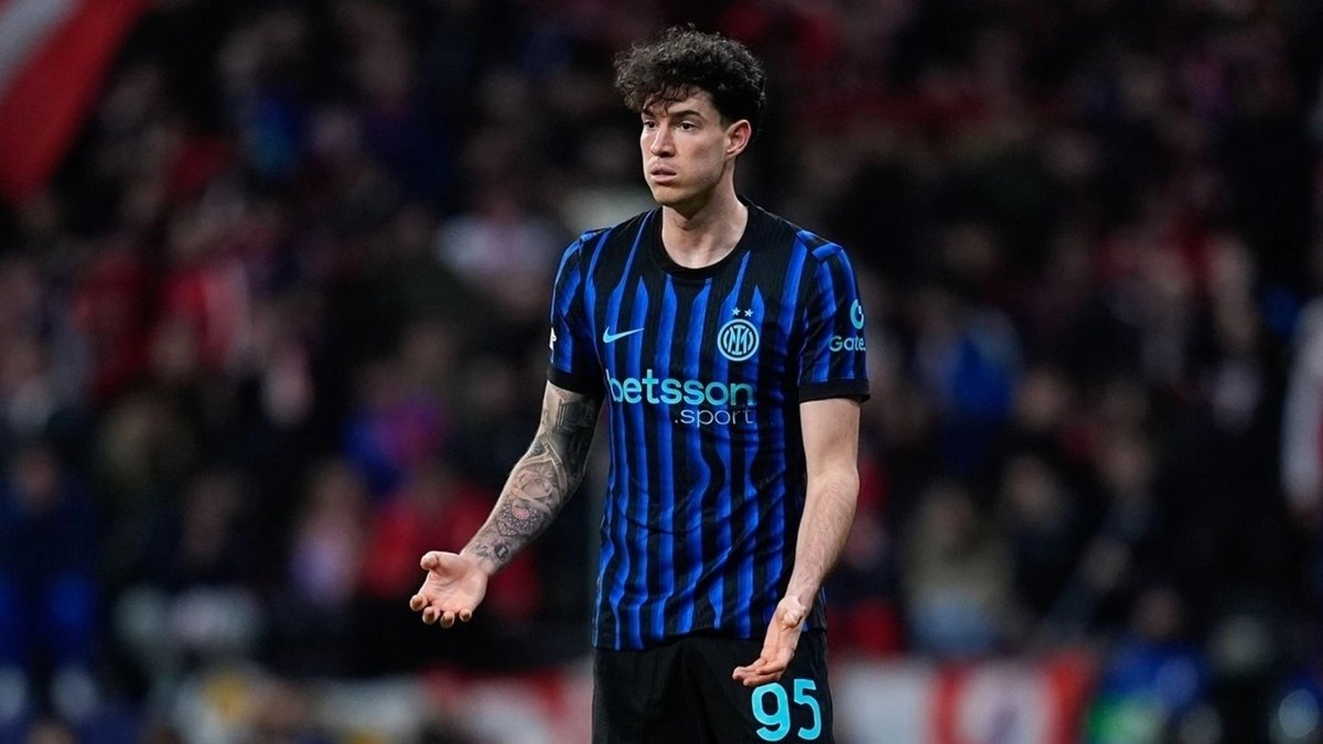 Manchester City rekindles interest in Alessandro Bastoni due to the possible departure of Rúben Dias