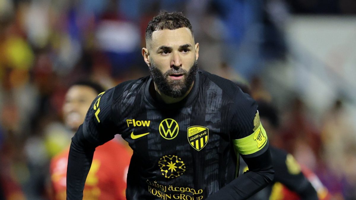 Karim Benzema celebra un gol con el Al Ittihad