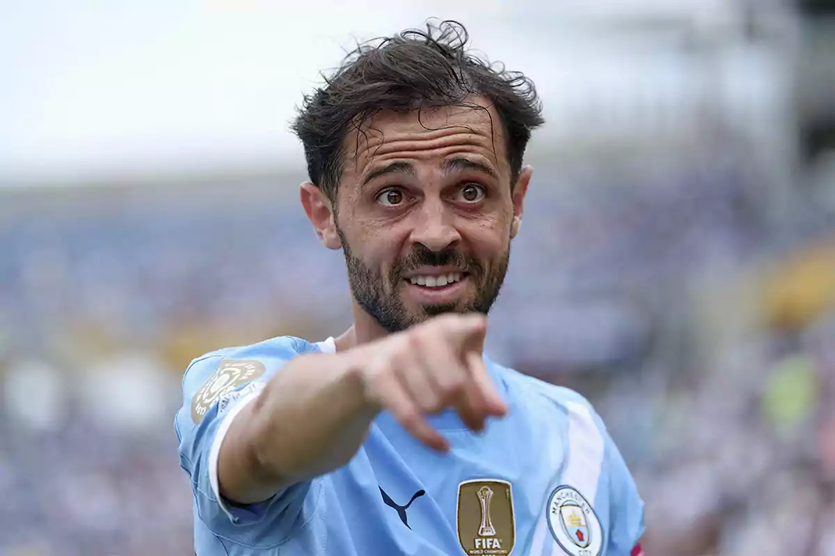 Bernardo Silva, cerca de la Juventus