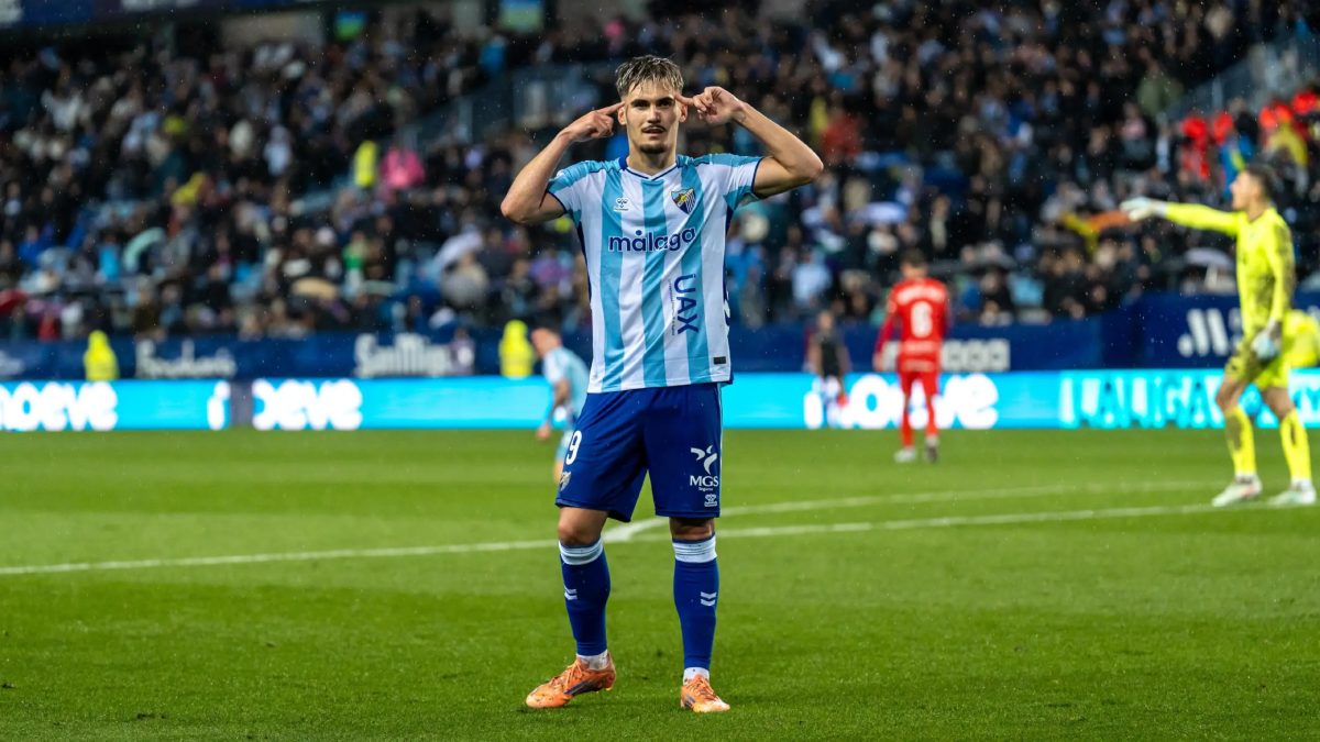 Chupe celebra un gol anotado con el Málaga