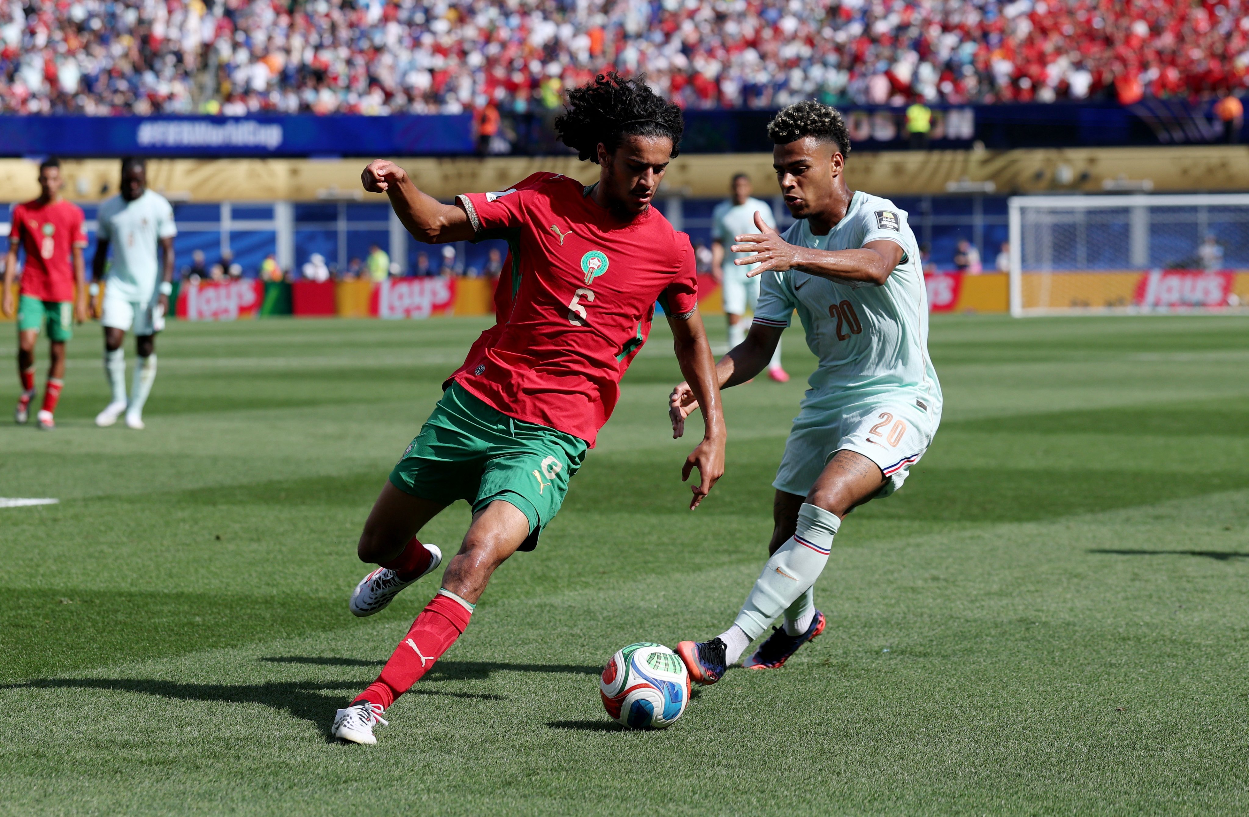 Bouaddi, en la mira del Manchester City
