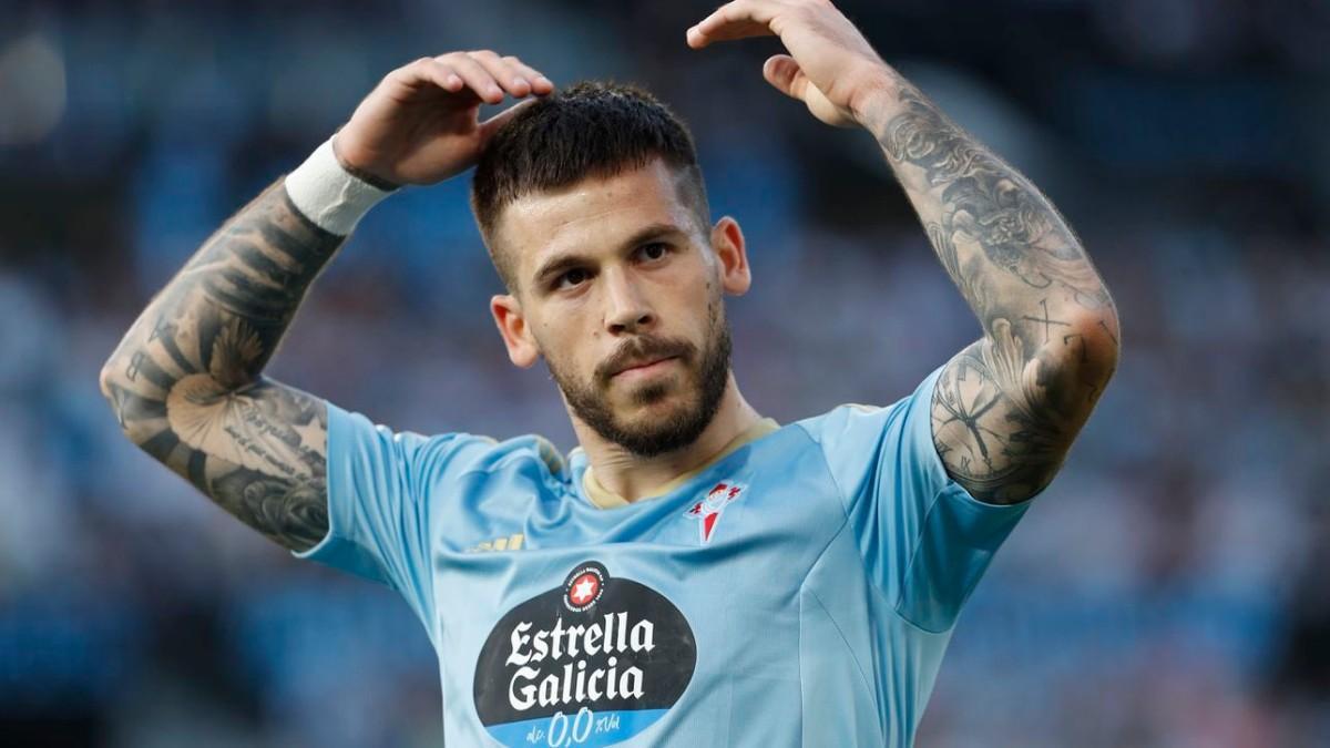 Carles Pérez durante un partido con el Celta de Vigo