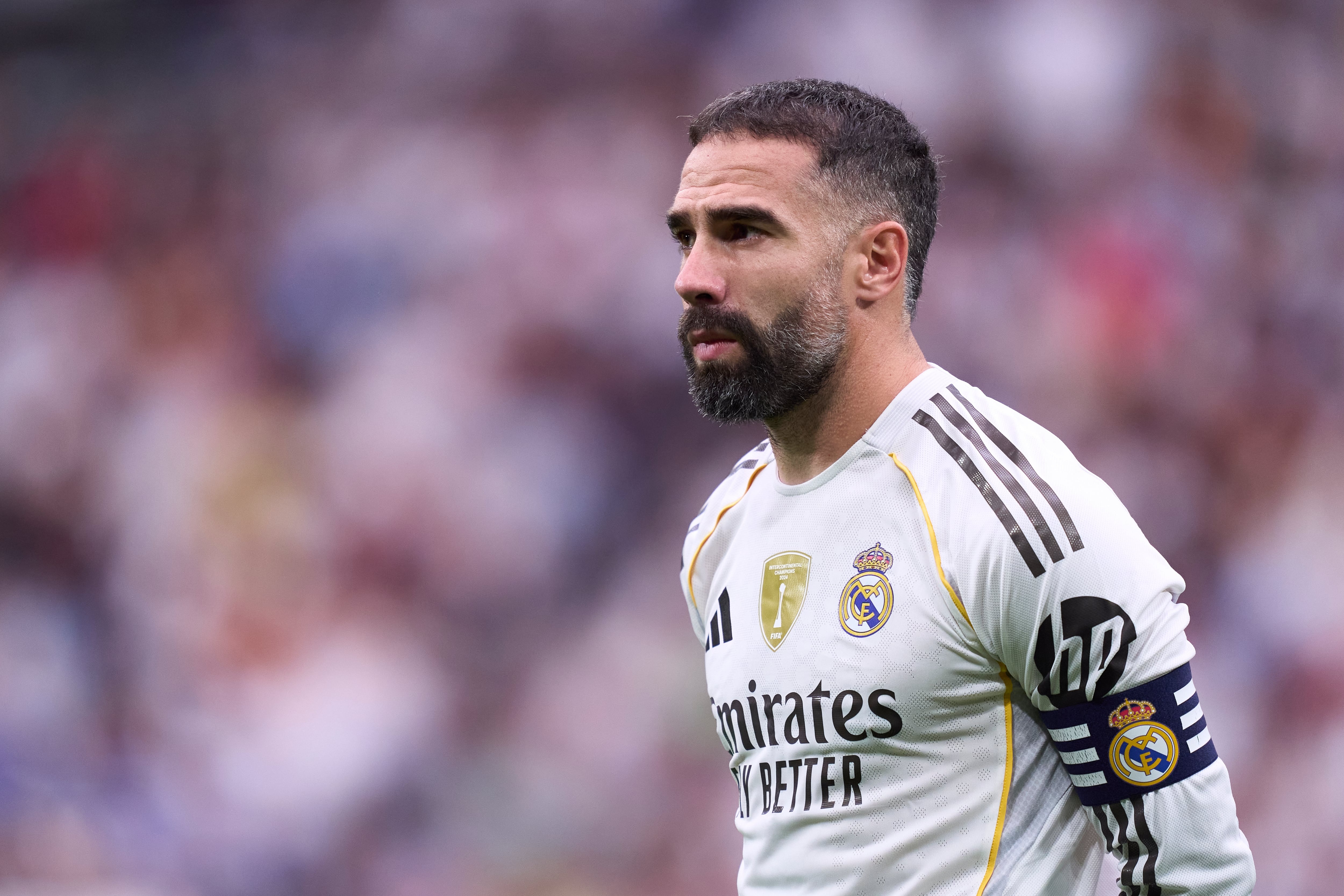 Carvajal será la primera salida del Real Madrid