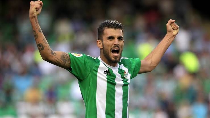 Ceballos, única opción para el Betis