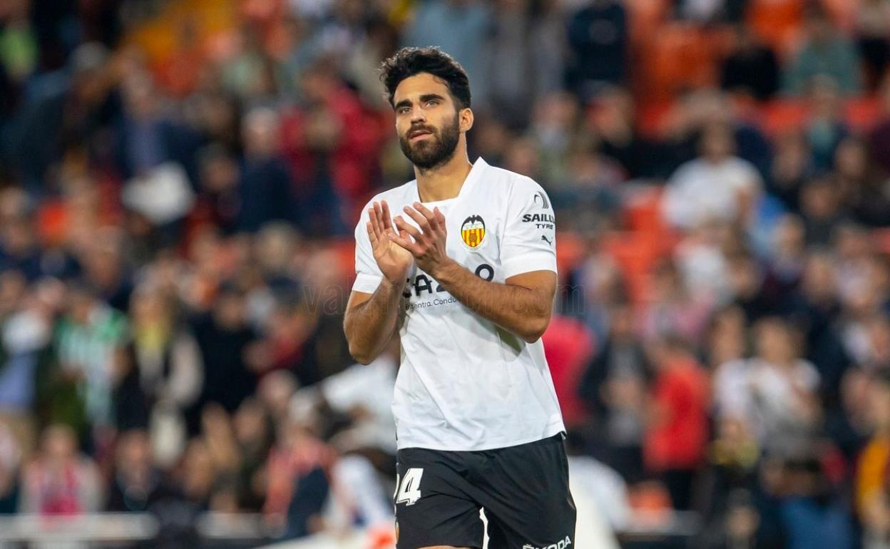 Comert se va del Valencia