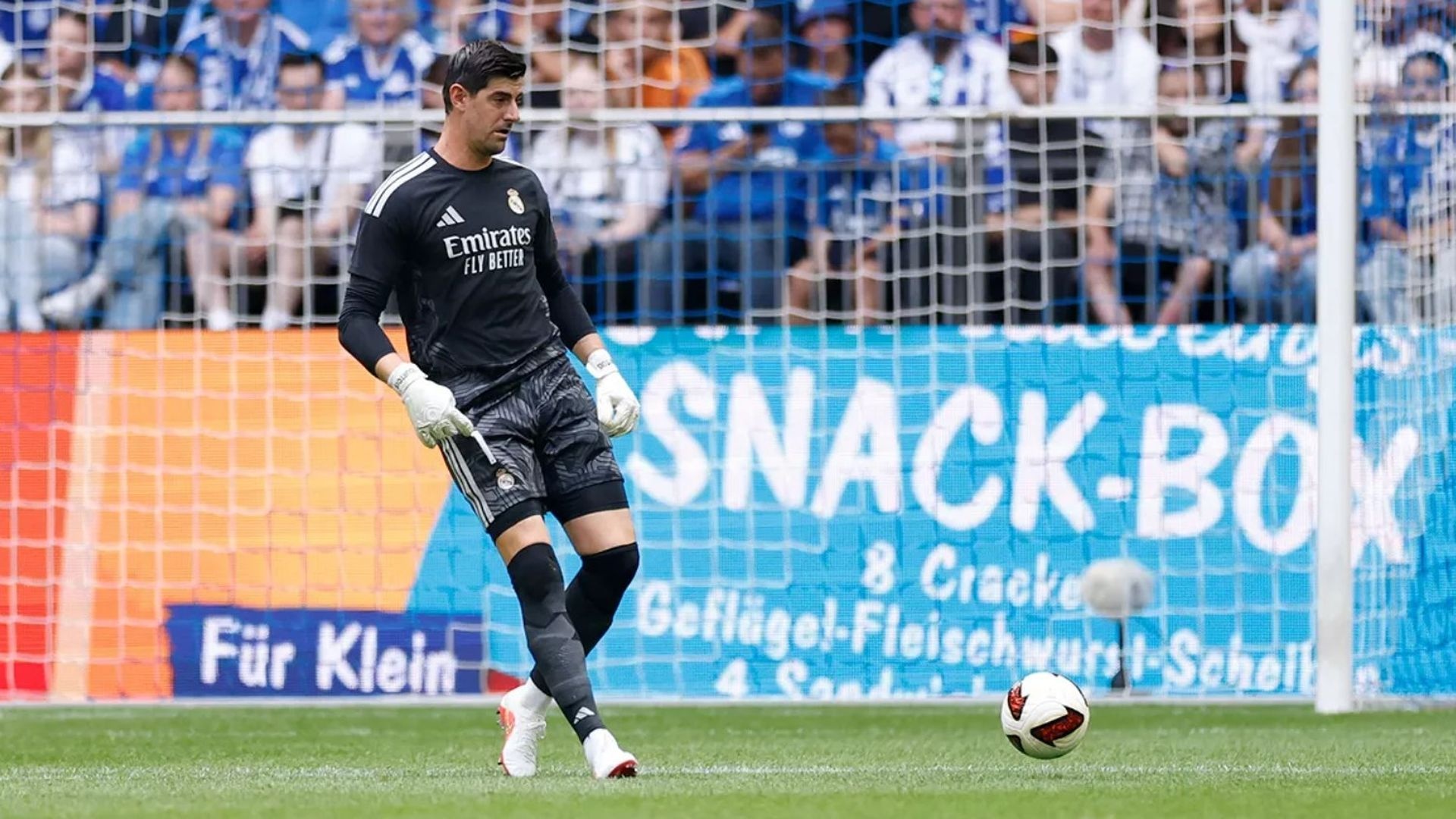 Courtois negocia con el Real Madrid