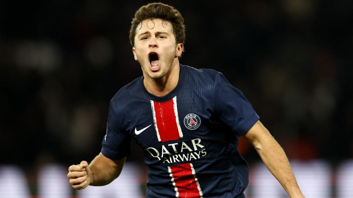 Joao Neves celebra un gol anotado con el PSG