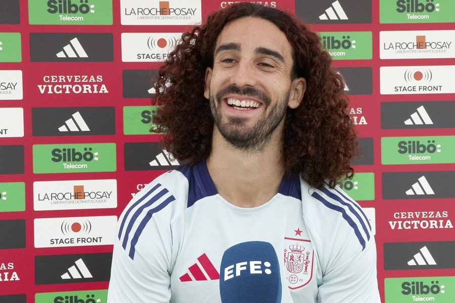Cucurella, objetivo del United