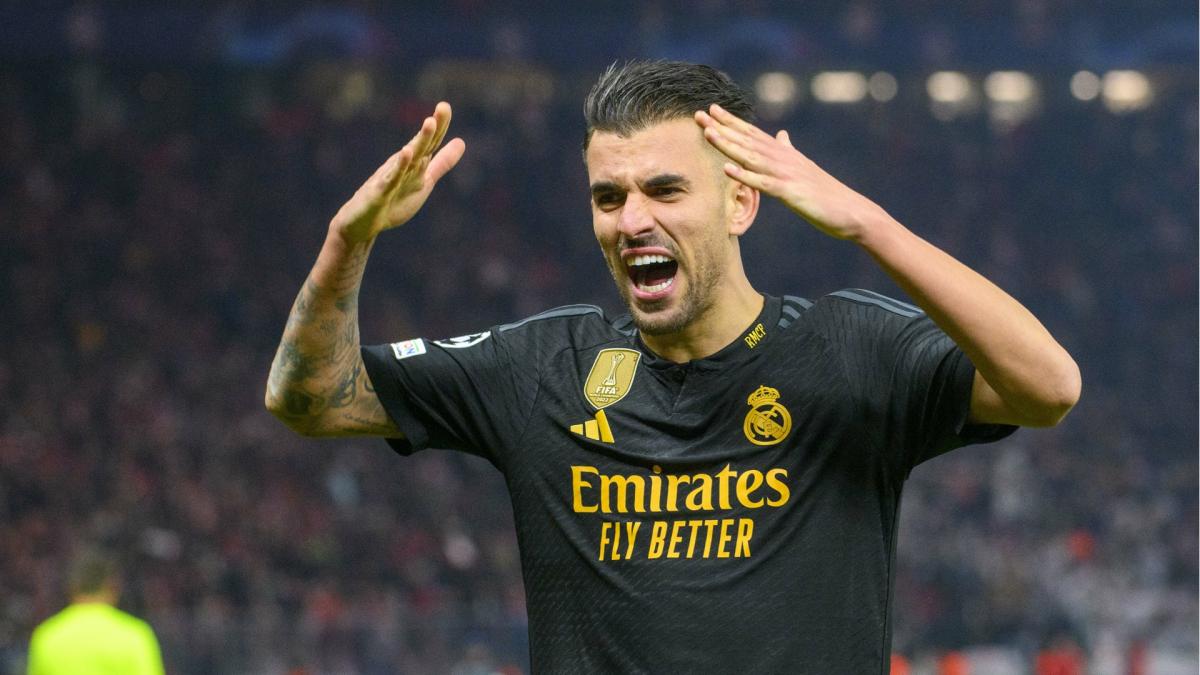 Dani Ceballos en un partido con la elástica del Real Madrid