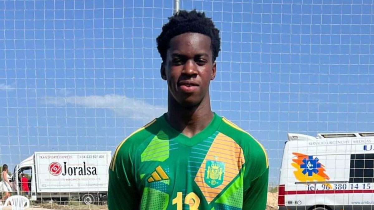 Darlington Osuchukwu, convocado con la selección española sub-17