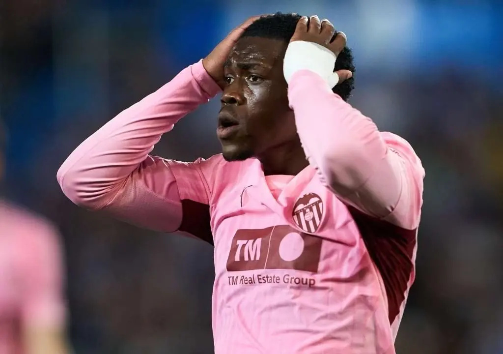 David Otorbi pide paso en el Valencia