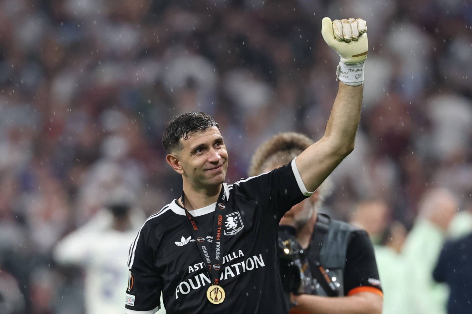 Dibu Martínez, en la mira de la Juventus