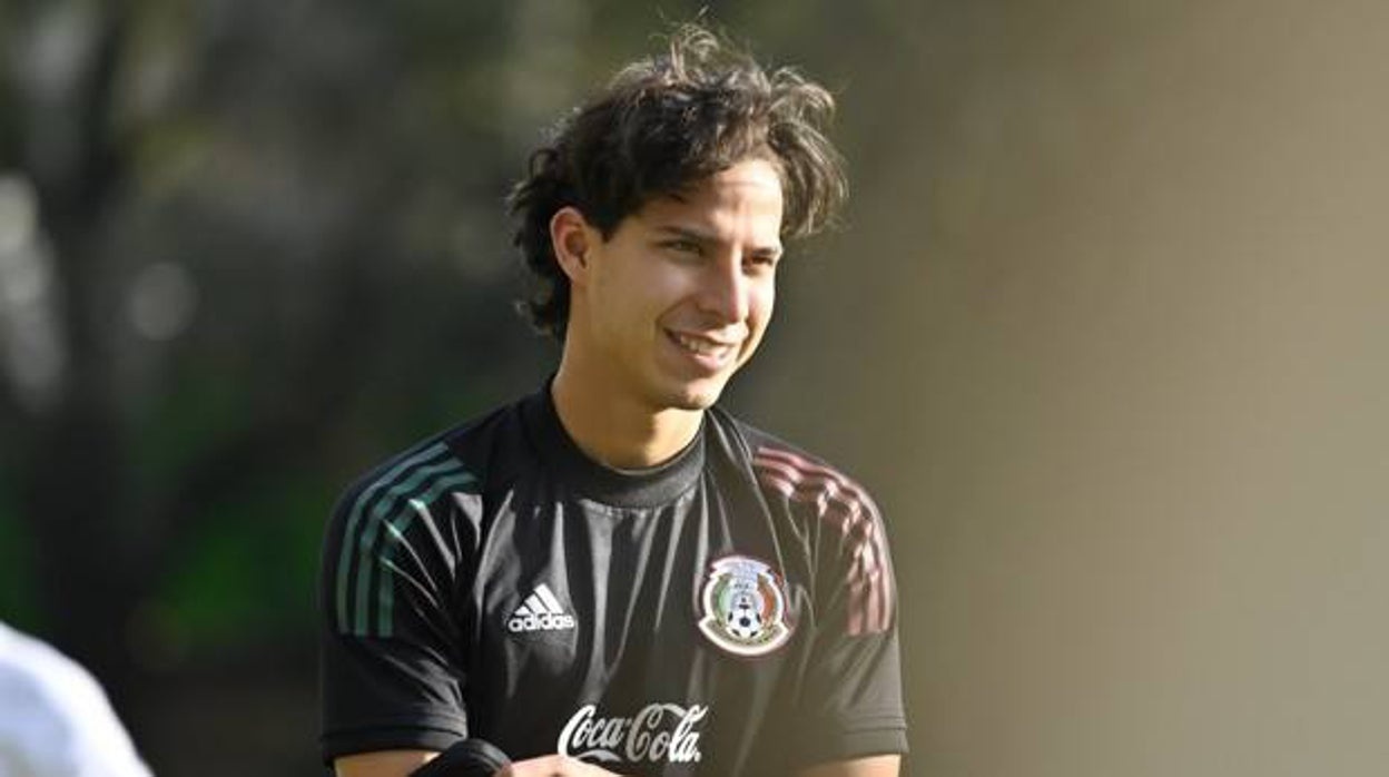 Diego Lainez no funciona