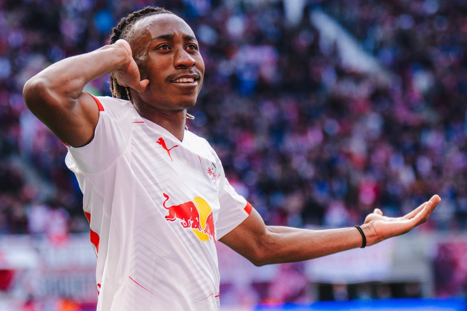 Diomande, cerca del Liverpool