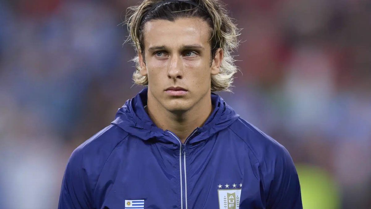 Agustín Canobbio antes de un partido con la selección de Uruguay